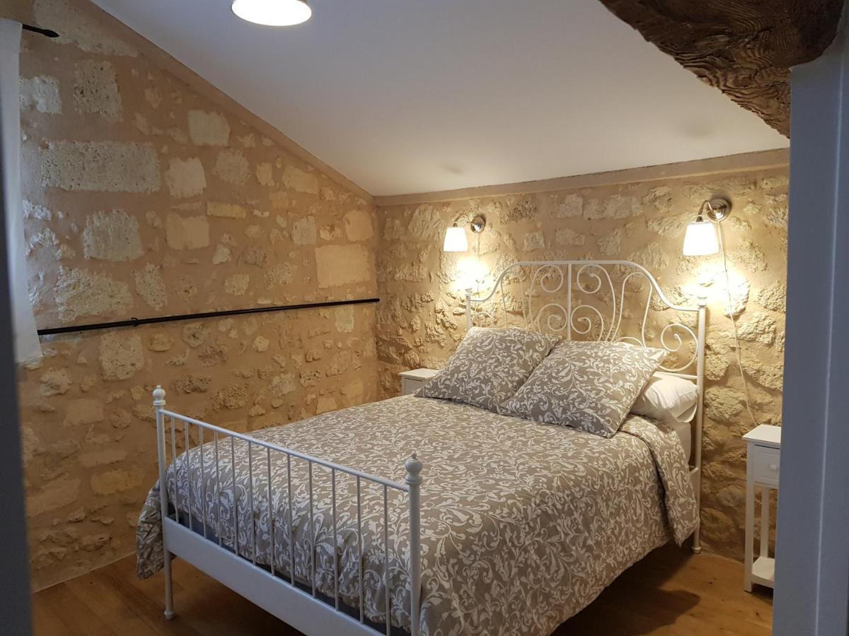 Domaine Du Chauvet Hotel Sainte-Eulalie  ภายนอก รูปภาพ